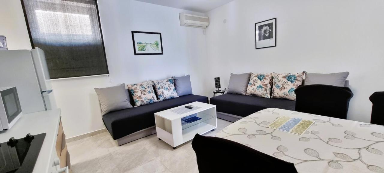 Apartment Tonci Novalja Zewnętrze zdjęcie