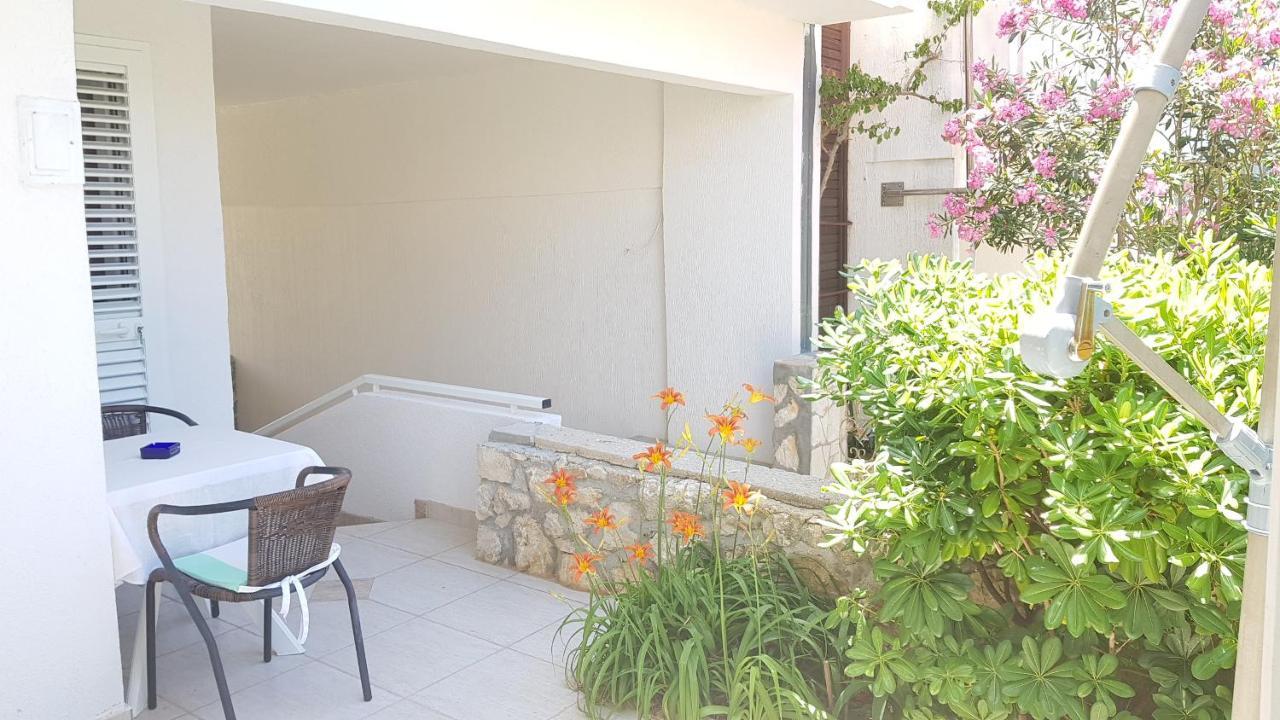 Apartment Tonci Novalja Zewnętrze zdjęcie