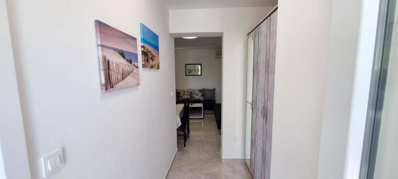 Apartment Tonci Novalja Zewnętrze zdjęcie