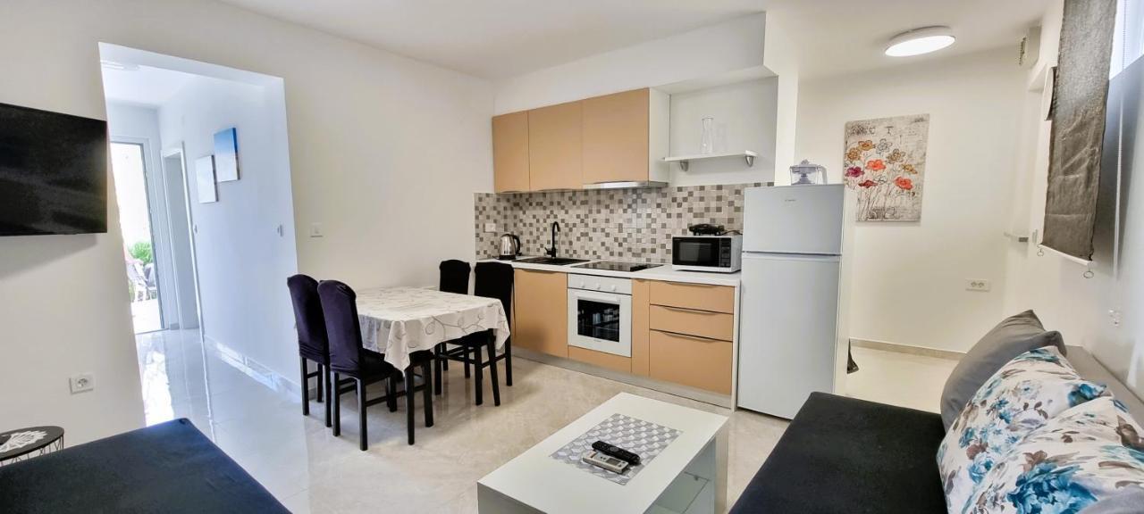 Apartment Tonci Novalja Zewnętrze zdjęcie